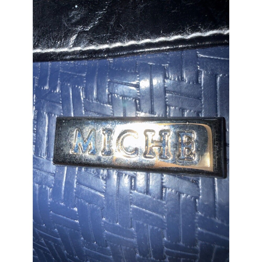 Lot 2 MICHE Prima Shells Janice & Janelle Navy Blue Embossed Magnetic Purse Cove - Picture 2 of 10